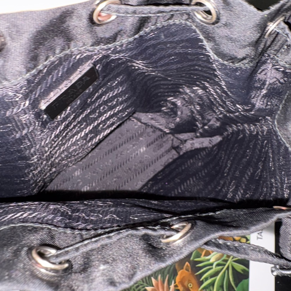 Pre-Loved Prada Re-Nylon Pouch Bag Black - Picture 6 of 10